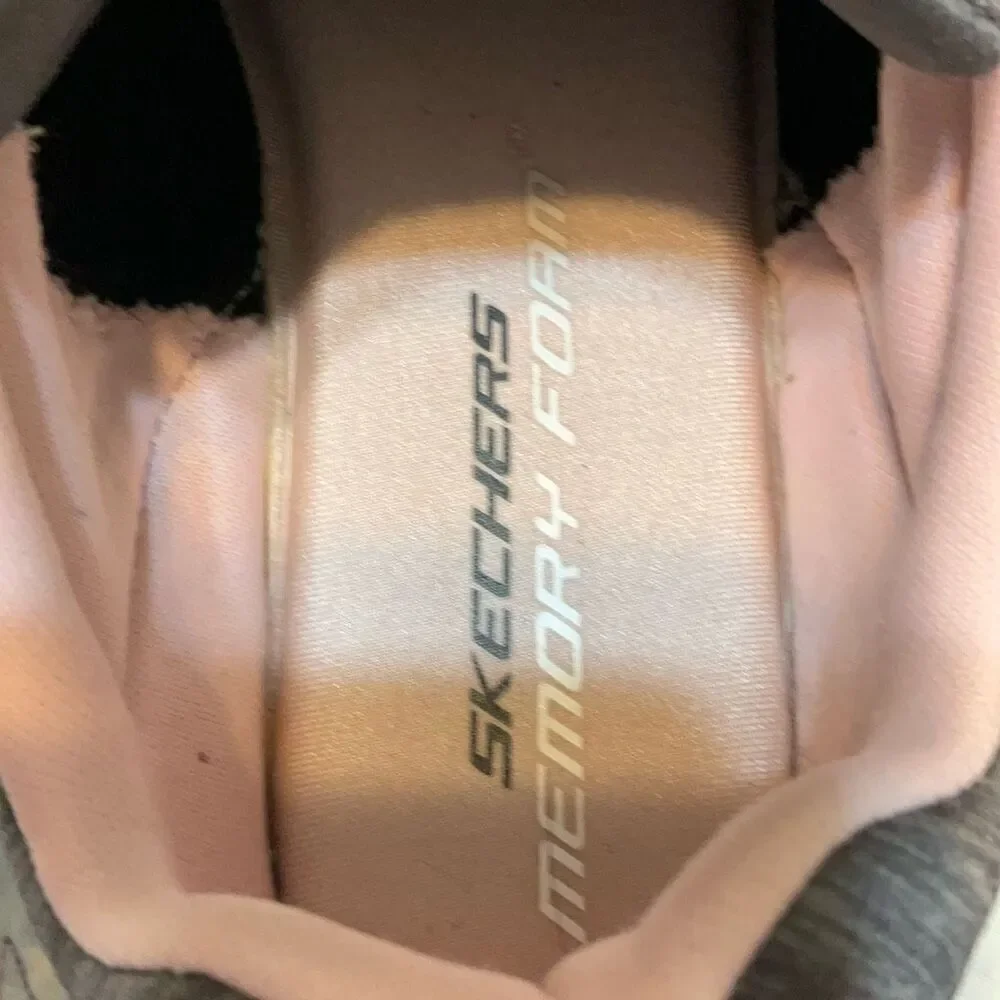 Skechers Skech-Air Grey and Pink Sneakers, 9. Memory Foam